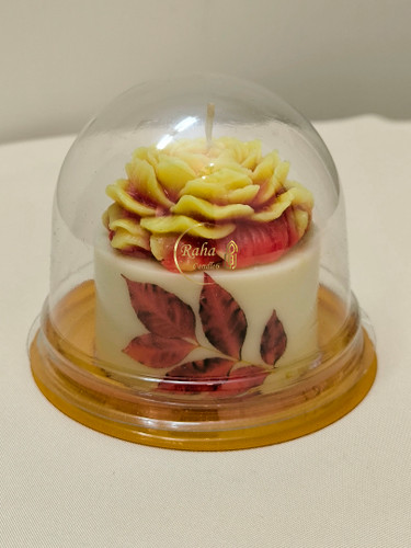 شمع گل آلاله روی پایه استوانهای کوتاه در رنگهای مختلف رها مال