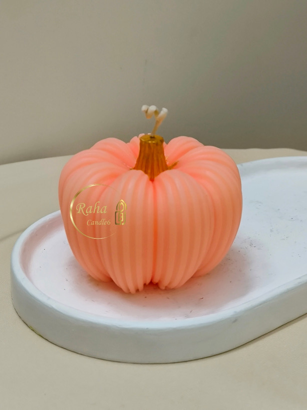 شمع فانتزی کدو در رنگهای پاستلی و پاییزی؛ محصول دستساز با کیفیت بالا و شعله یکنواخت