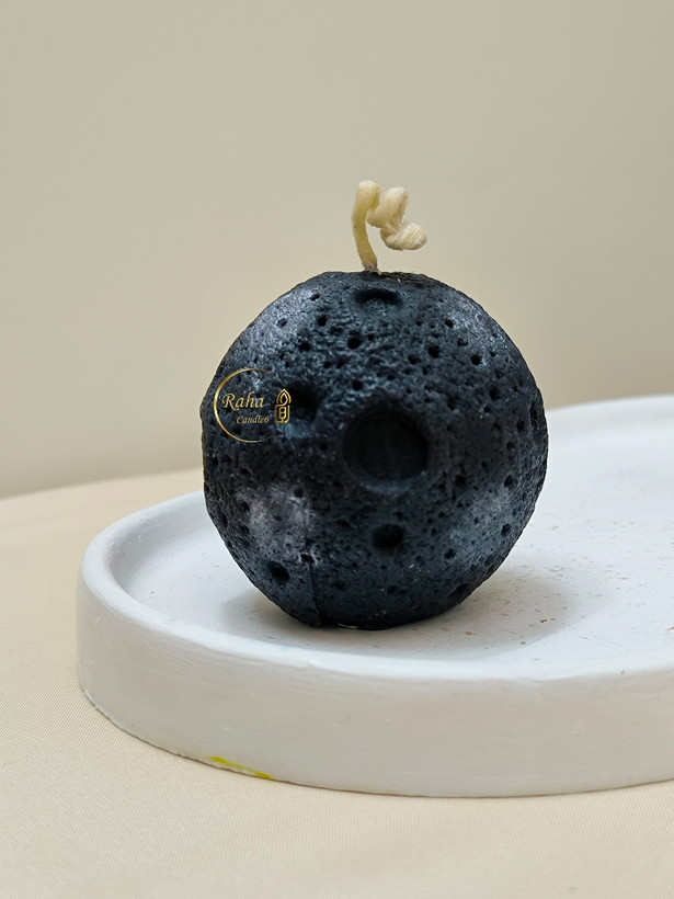 شمع طرح کروی کره ماه با جزئیات واقعی گودالها؛ شمع هنری مناسب خرید برای دکور اتاق، رها مال