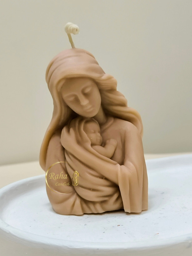 شمع فیگور هرکول و شمع فیگور آغوش مادر در بسته دو تایی؛ جزئیات دقیق، رنگ طبیعی و مناسب دکور و هدیهٔ نمادین