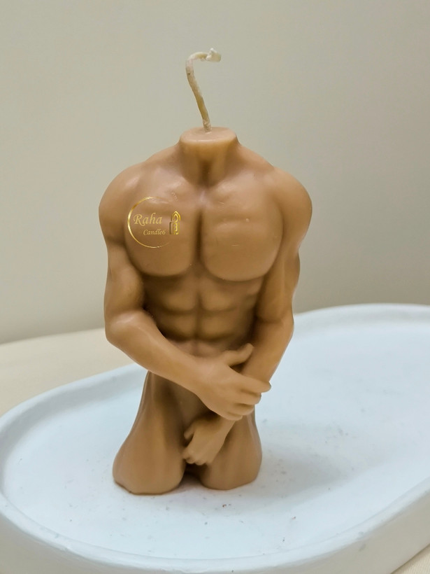 شمع هنری طرح هرکول با جزئیات دقیق و کیفیت بالا، محصولی لوکس برای تزیین منزل و هدیه دادن