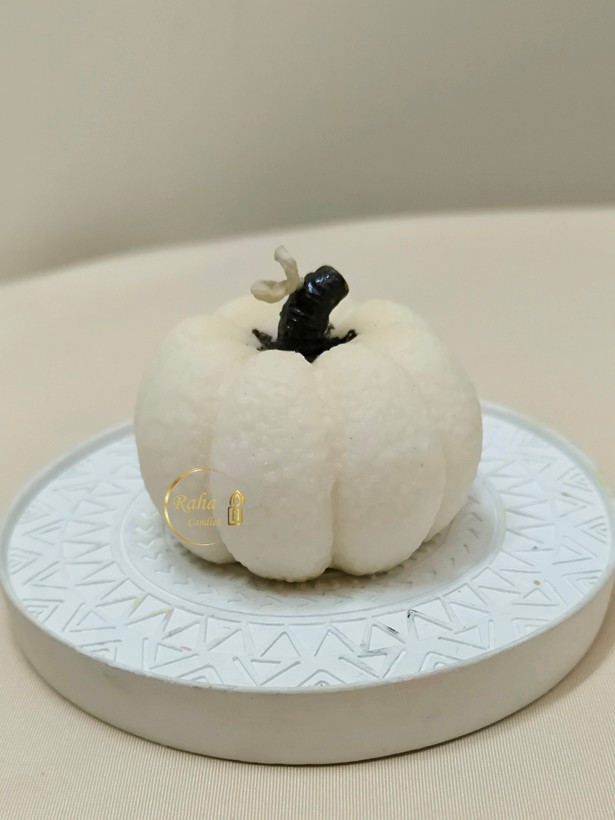 شمع طرح کدو با روکش مخمل مناسب هالووین و چیدمان دکوراتیو